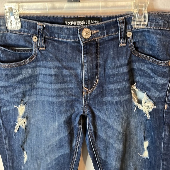 Express Distressed Girlfriend Jeans - Picture 5 of 11